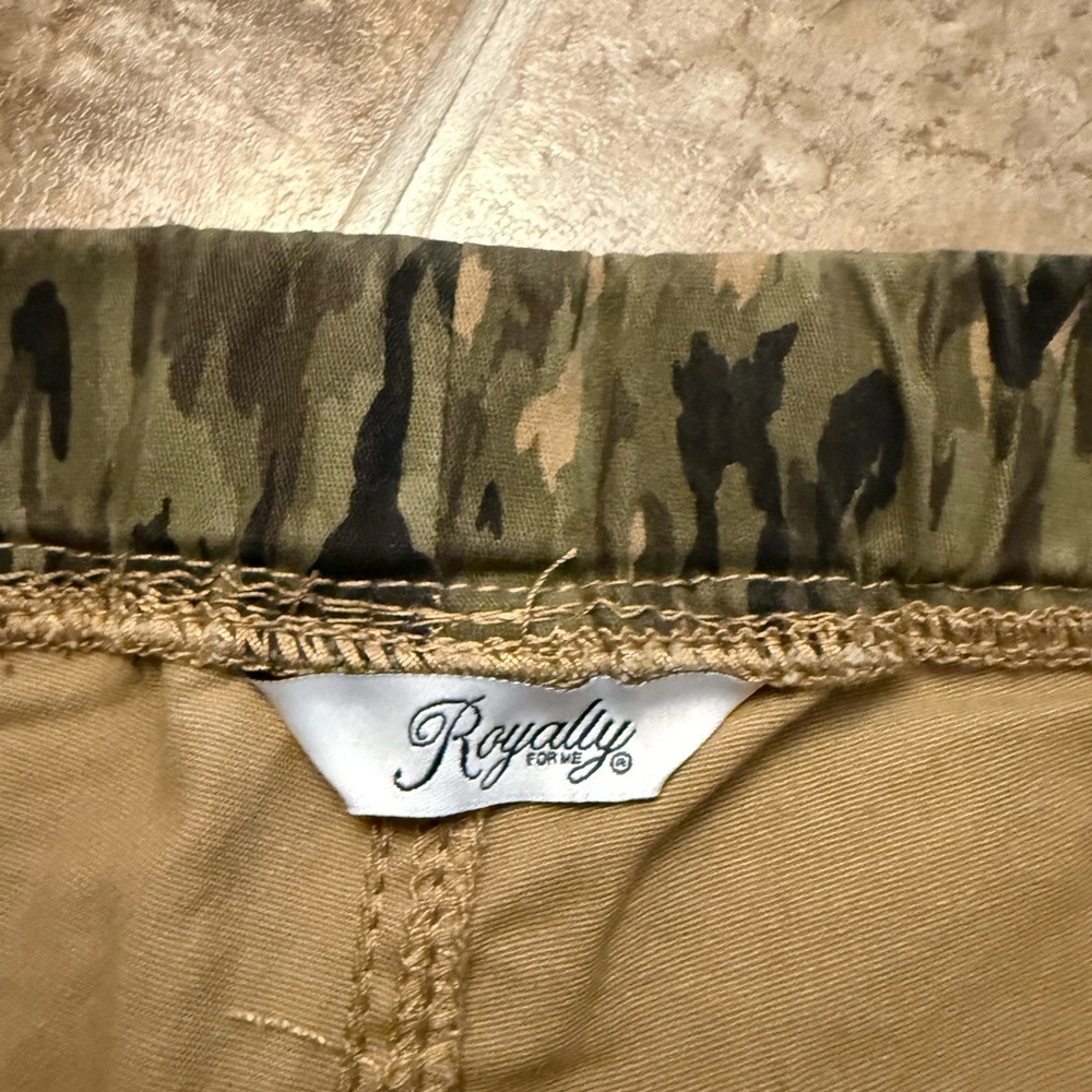 NEW NWT Royalty For Me Olive Camo Joggers Women’s 2X Stretch Pull-On Pants - Picture 4 of 5